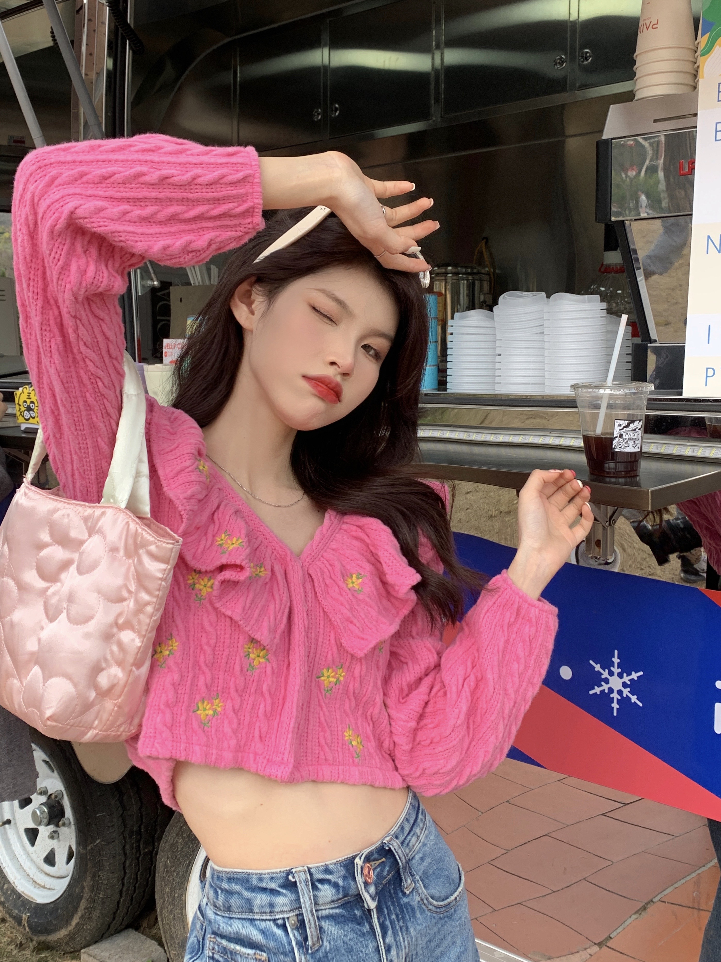 Real shot of pink ruffle V-neck flower embroidered sweater for women in autumn loose age-reducing long-sleeved top