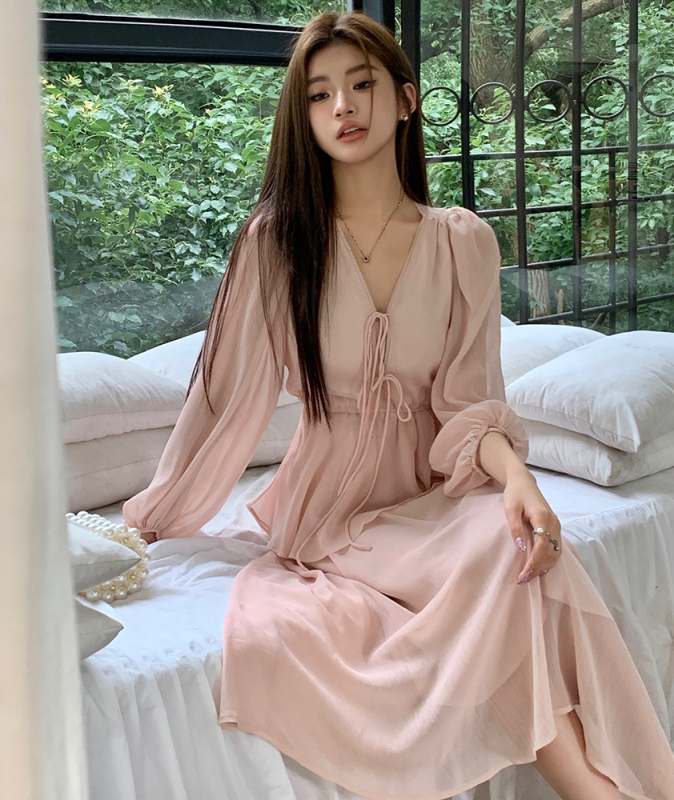 New summer and autumn mid-length skirt for women V-neck lace-up long sleeve flowing lantern sleeve dress