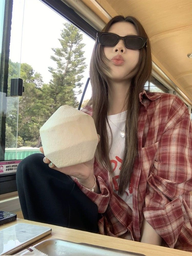 Cheerry red plaid long-sleeved shirt for women in spring single layered inner loose top design niche shirt