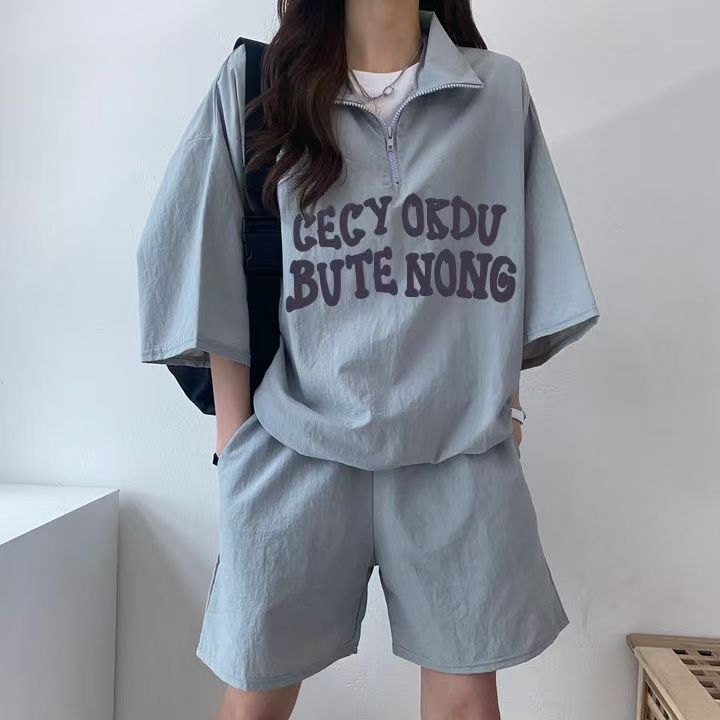 Casual sportswear suit for women in summer 2025 new short-sleeved shorts campus style cute girl running two pieces
