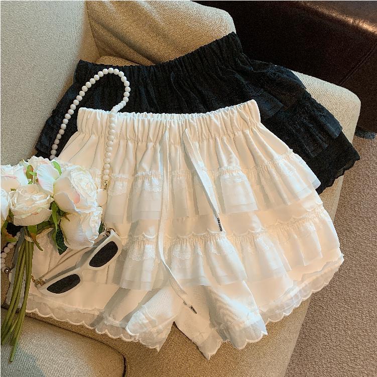Real shot of spring and summer retro lace lace skirt