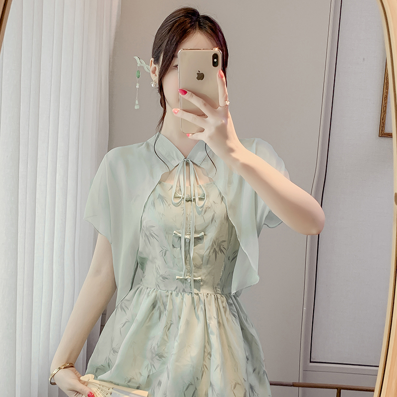 Shipped 2025 Summer New New Chinese Strap Small Shawl with Skirt Short Vest Top
