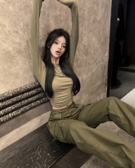 Real shot of hot girls new military green simple slim base T-shirt high-waist casual pocket work pants for women