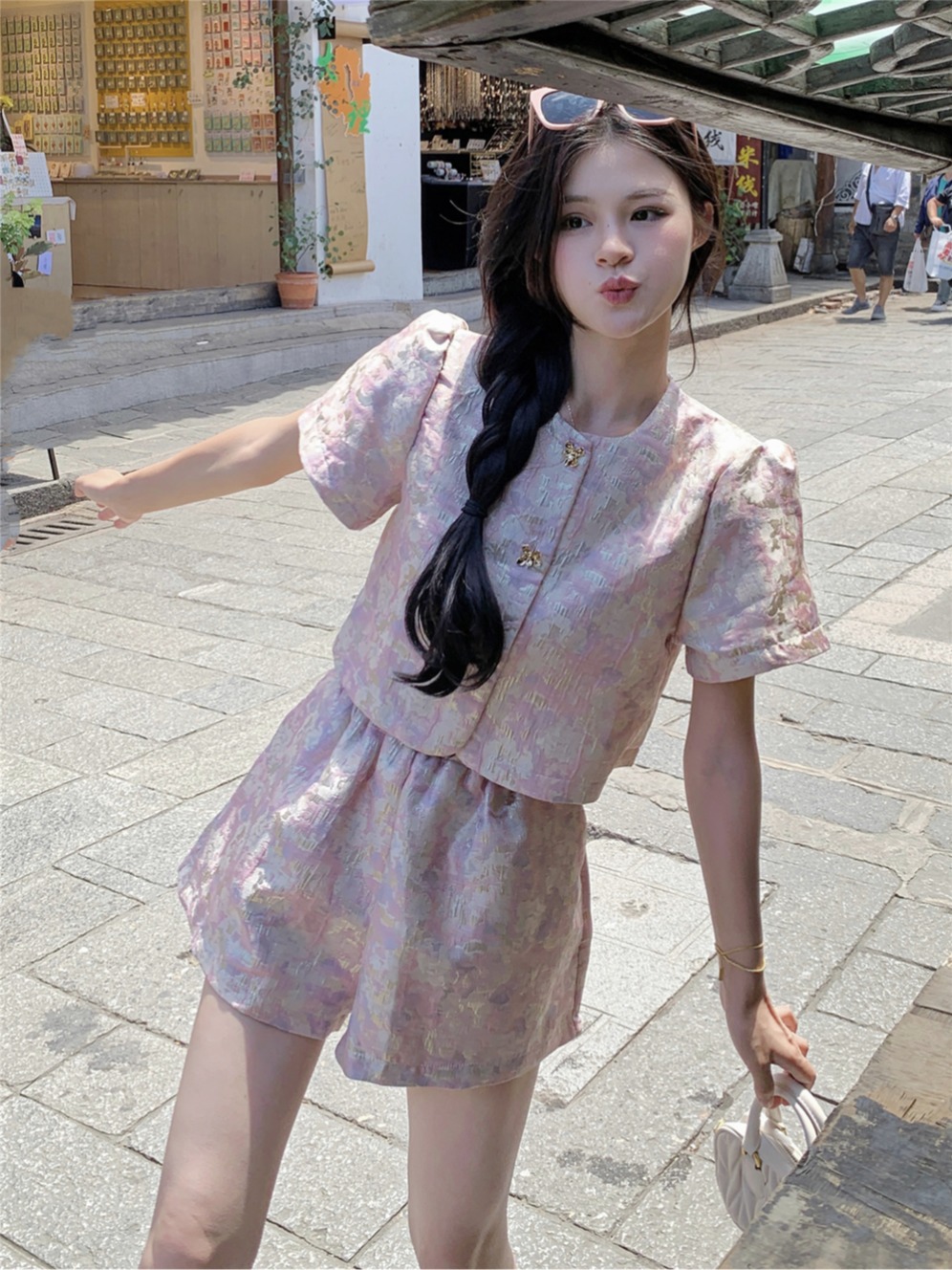 Real photo of Xiaoxiang style suit for women's heavy industry jacquard shirt jacket for summer elastic waist wide-leg shorts two-piece set