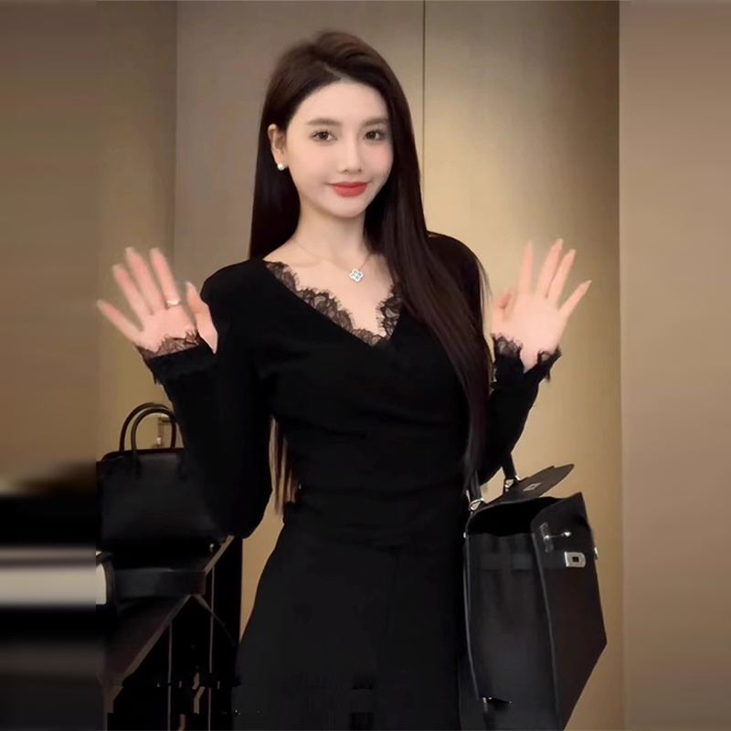 Modal fabric Tmall quality lace spliced ​​v-neck long sleeve autumn and winter waistband short inner style