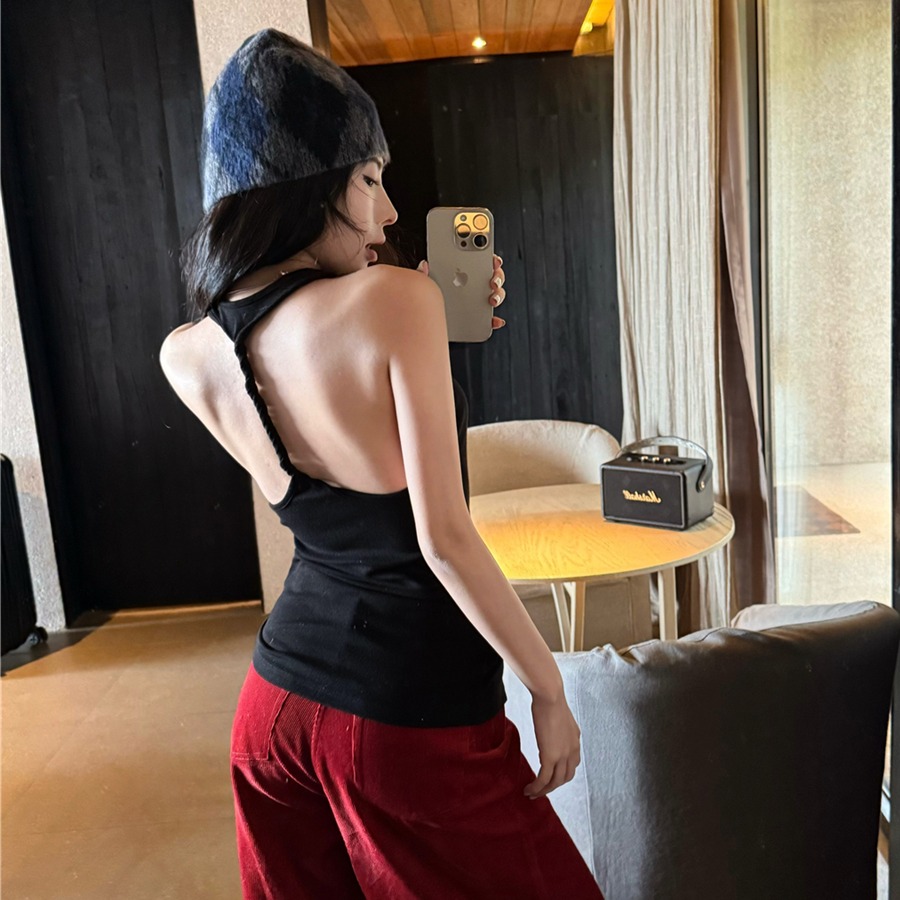Real shot of retro sexy back kink versatile slim suspender vest knit top for women