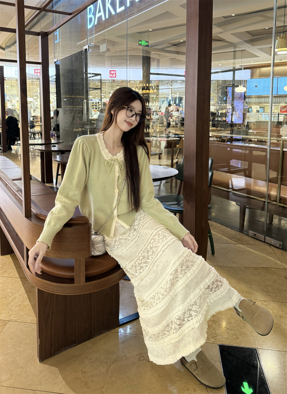 Real shot, fresh matcha green soft glutinous knitted cardigan + long lace suspender dress, gentle atmosphere set