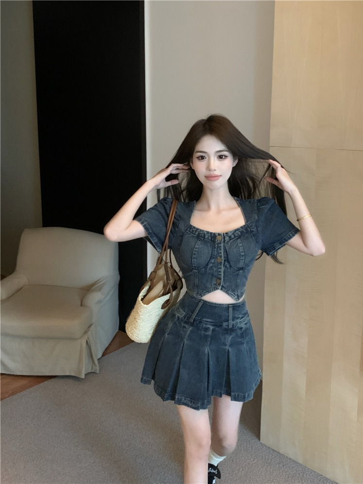 Real shot!  Fashionable season short-sleeved irregular shirt top high waist skirt denim two-piece set