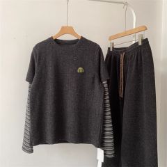 Extra large size 300 catties Korean version of the little monster fake two-piece long-sleeved T-shirt for women in spring and autumn thickened and fur casual versatile top