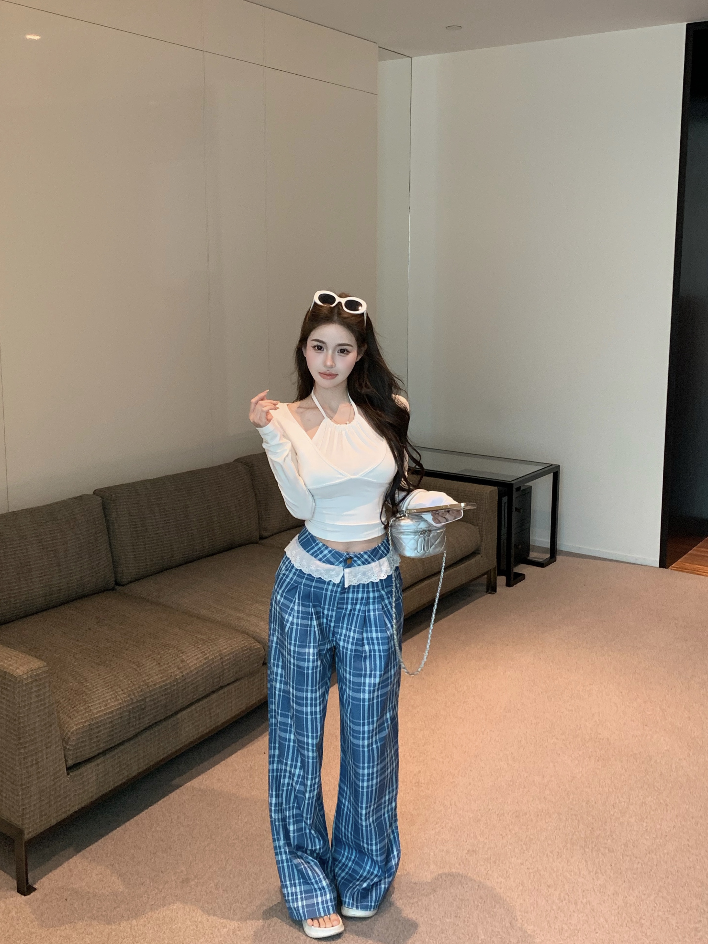 Real shot!  Two-piece halter neck slimming bottom shirt for women lace spliced ​​plaid casual pants set
