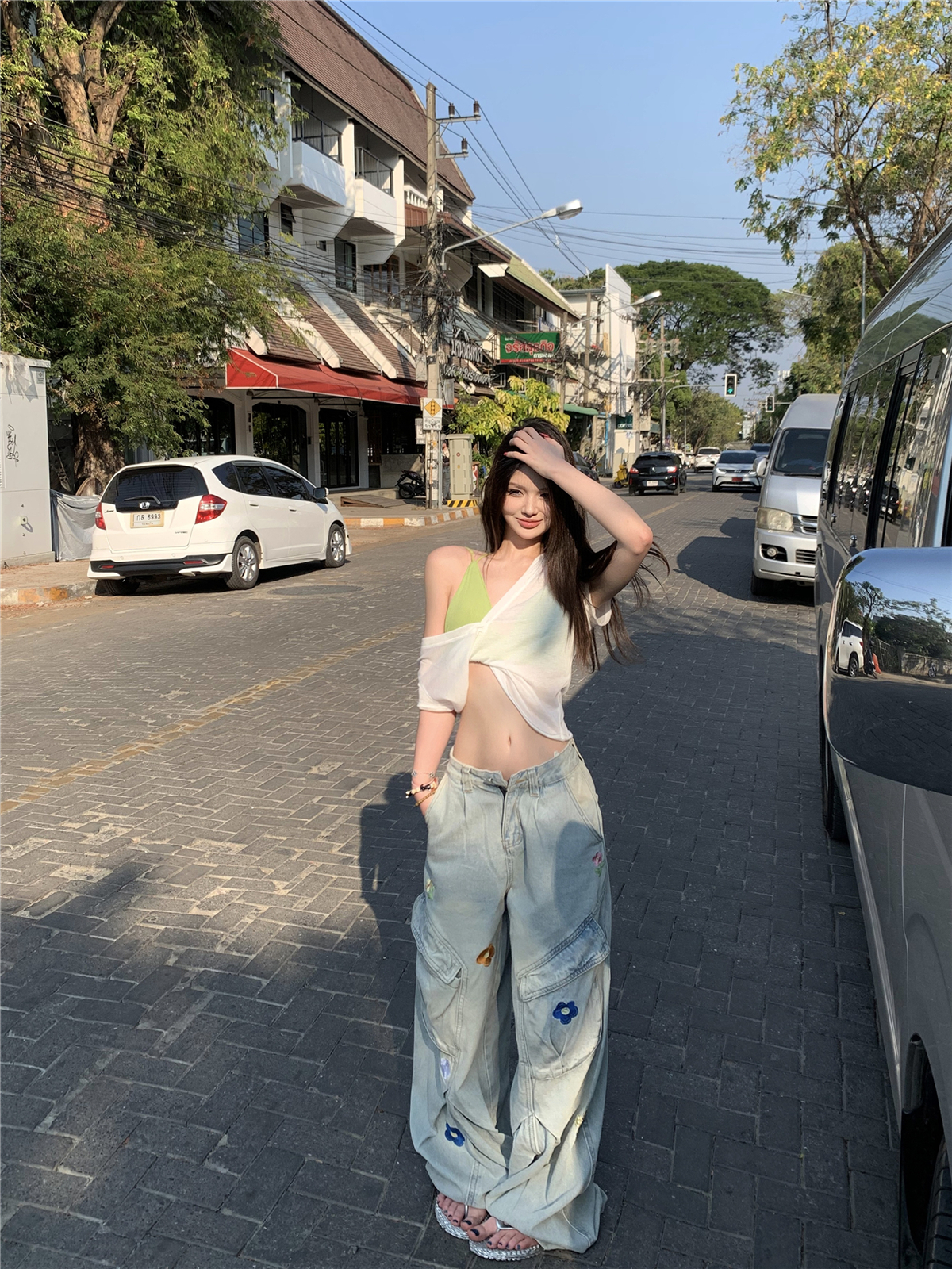 Real shot!  Embroidered small flower workwear design wide-leg jeans for women fashionable loose floor pants