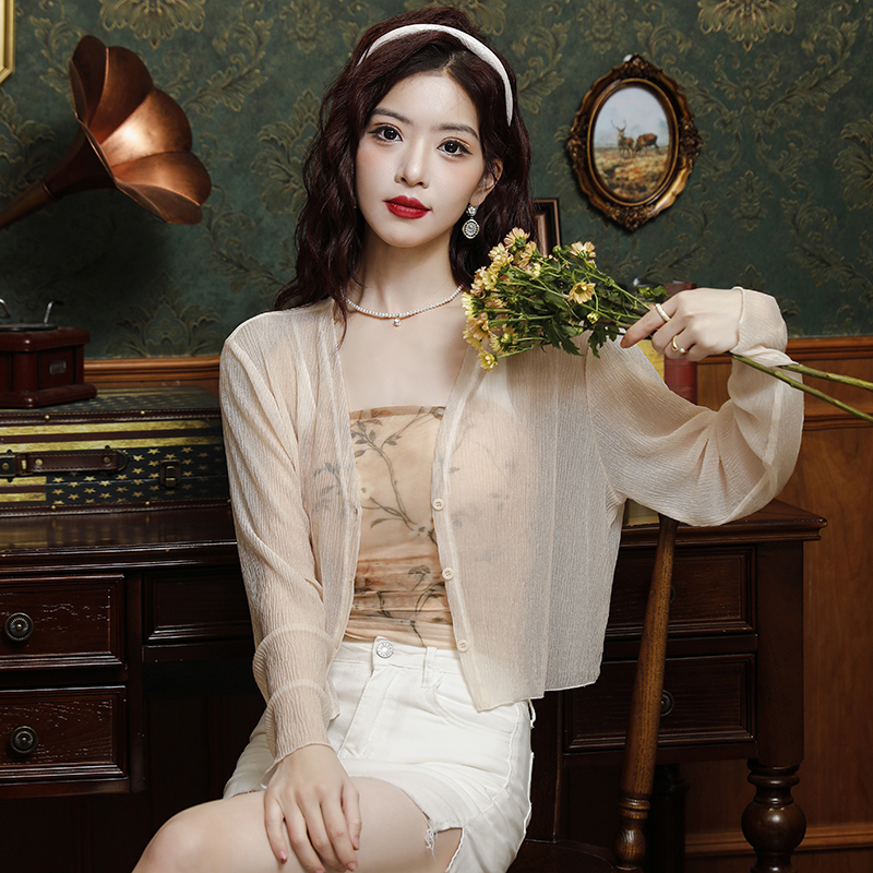 Shipped 2025 summer chiffon cardigan shawl for women with suspender skirt with blouse small shawl short jacket