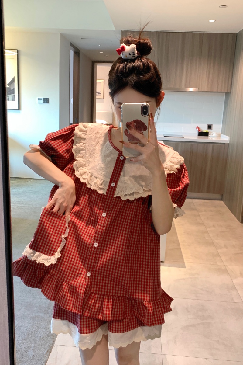 Real shot Korean version sweet embroidery contrasting color heavy industry lace cotton short sleeve shorts shorts shorts long trousers home clothing set