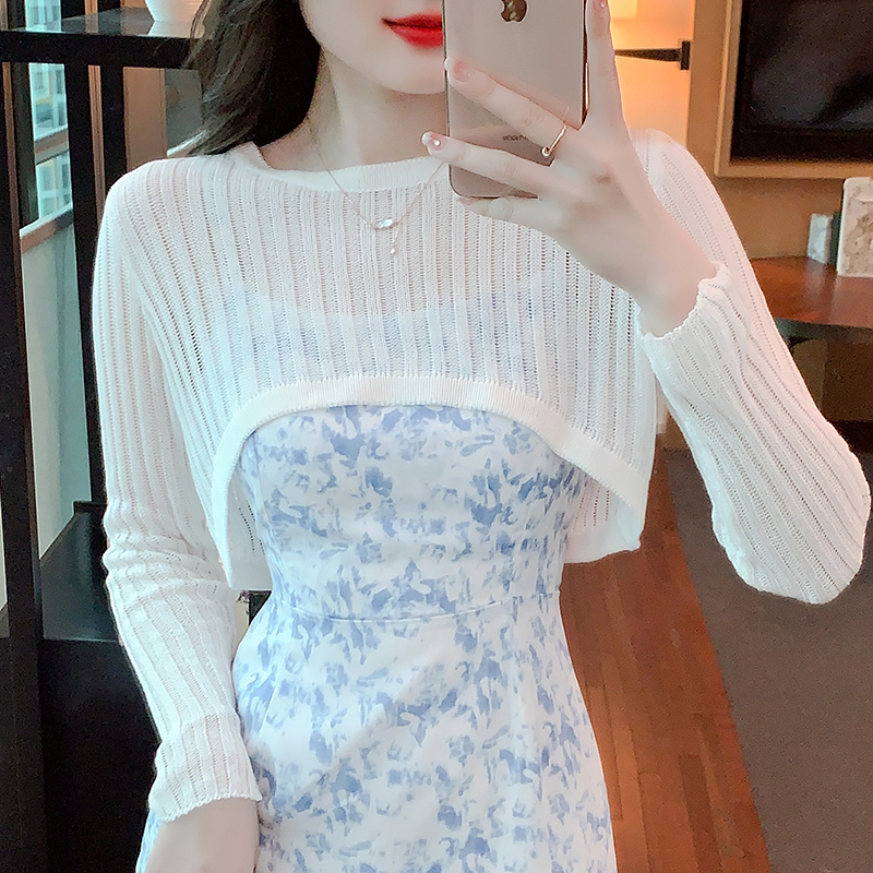 Shield sweaters for women in early spring 2025 new Korean style slim round neck pullover long-sleeved top