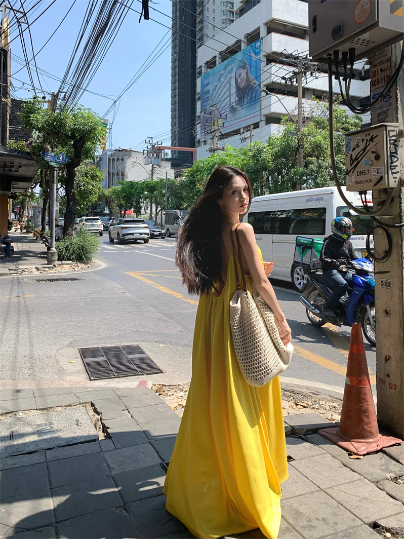 Real photo of yellow suspender dress long skirt vacation backless fairy skirt