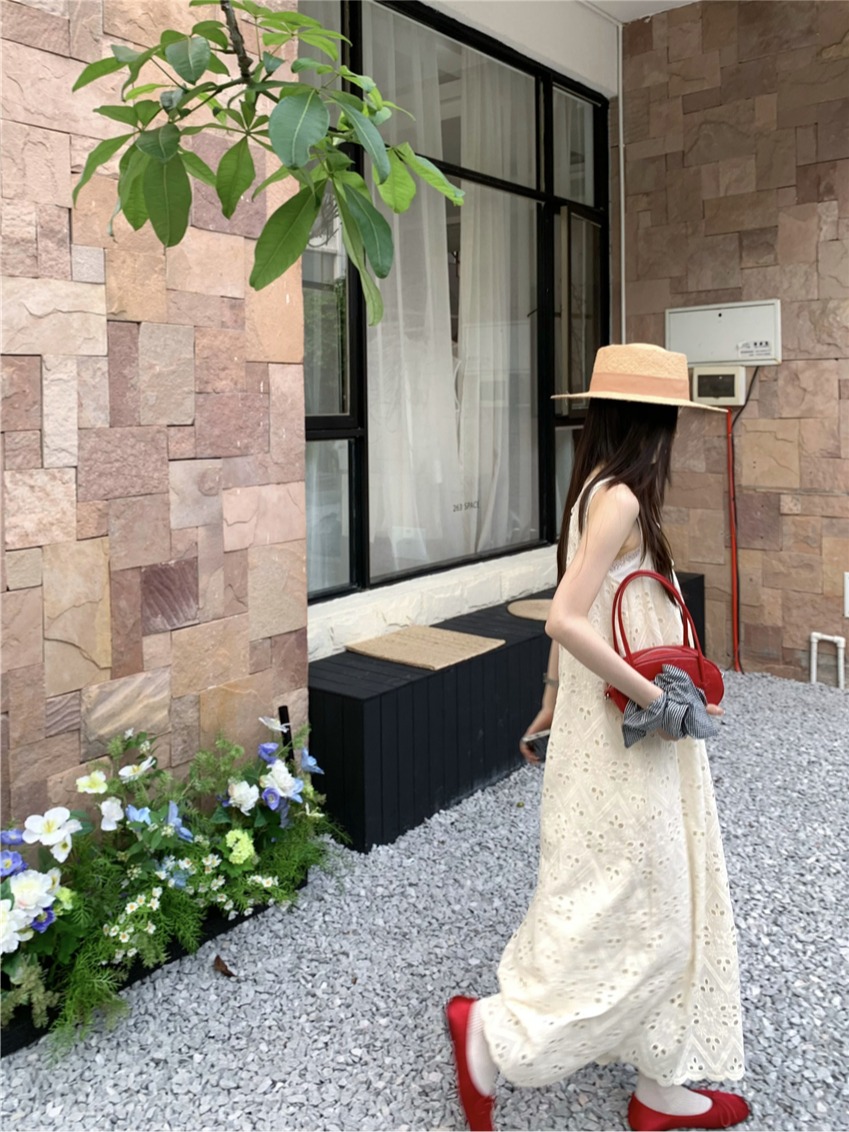 Real shot Korean chic temperament and texture full hollow lace sleeveless dress