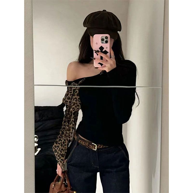 Good fabric temperament design leopard print straps off-shoulder long-sleeved top for women in early autumn, hot girls look slim and exposed shoulders