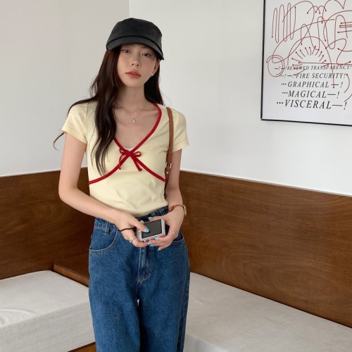 Real shot French color-blocking knitted top high elastic base shirt