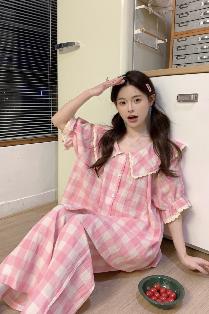 Real shot Korean version of sweet, fresh, loose, breathable cotton plaid, loose, comfortable short-sleeved lazy home clothing set