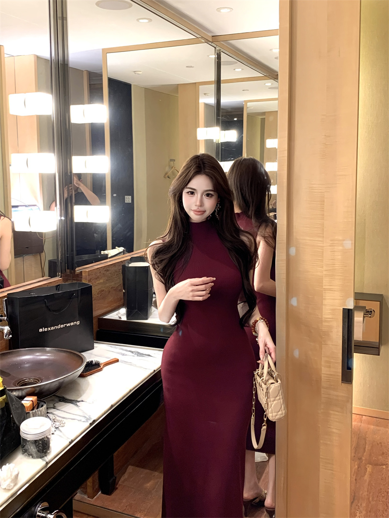 Real shot, tight and sexy little mother-in-law dress, knitted hip-pack skirt