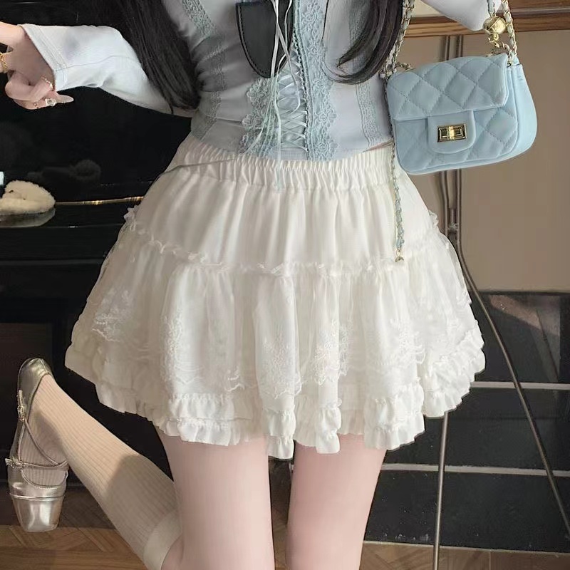 Original Style ~ Ballet-Inspired Black Bean Edge Lace Splicing A-Line Pleated Cake Short Skirt for Women