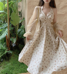 Real shot of French elegant sexy lace-up halter neck umbrella dress + gentle puff sleeve sunscreen shirt for women