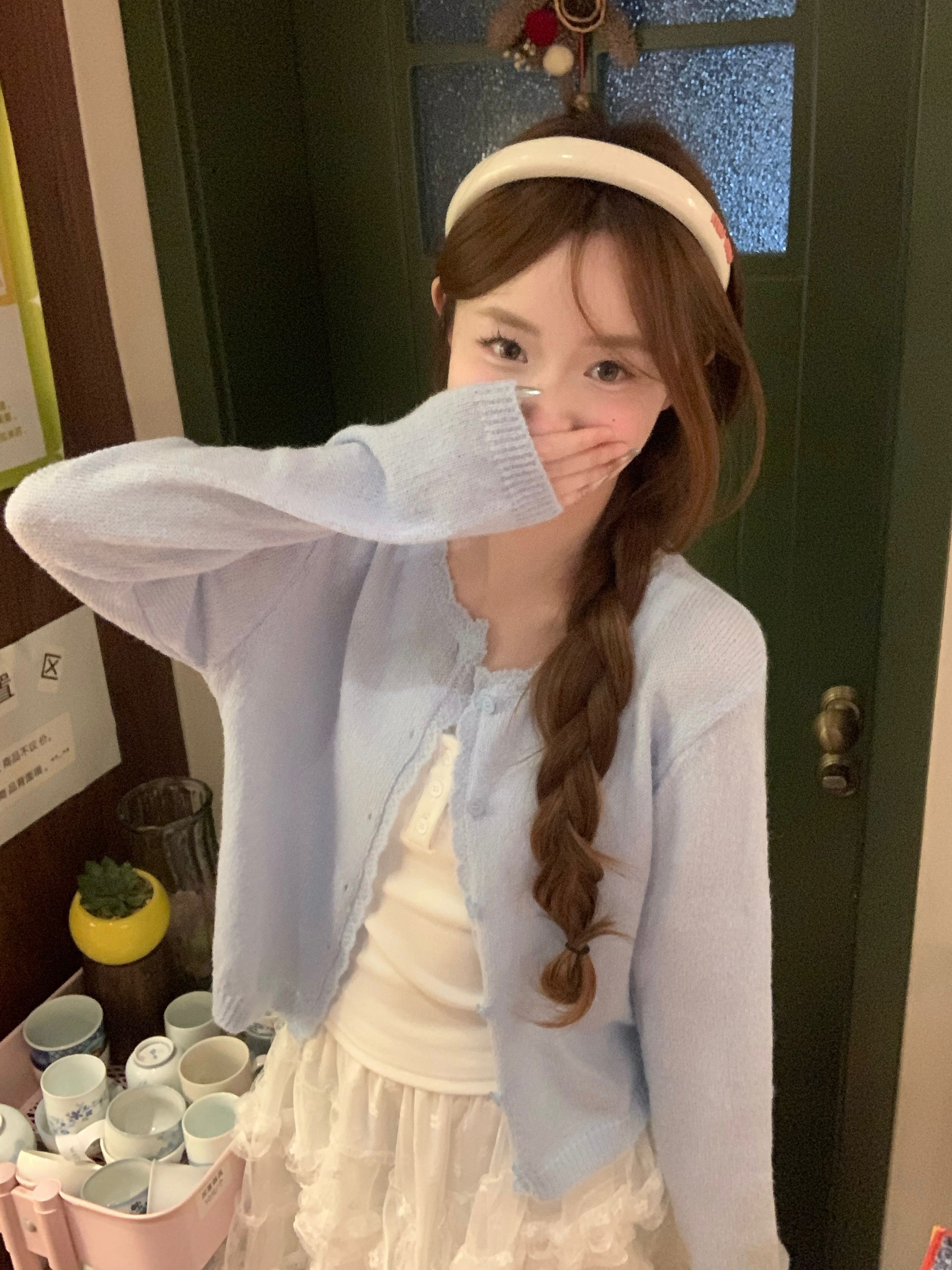 Real photos Korean simple, age-reducing long-sleeved round neck thin knitted cardigan loose slim shirt top