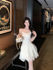 Real shot of sexy V-neck heavy industry ruffle insert suspender dress for women