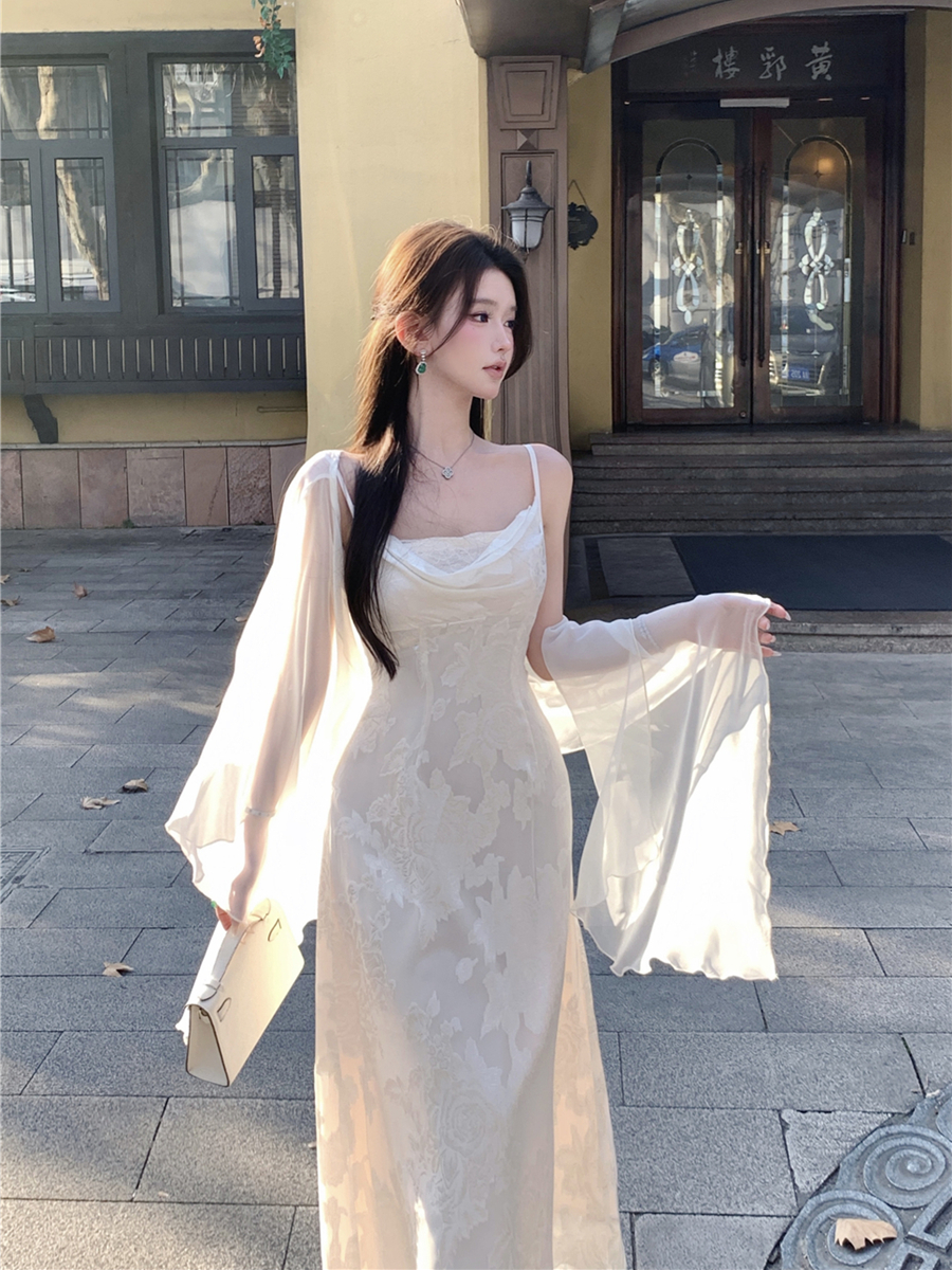Real shot of sexy and gentle temperament jacquard suspender dress + sunscreen shawl two-piece set for women
