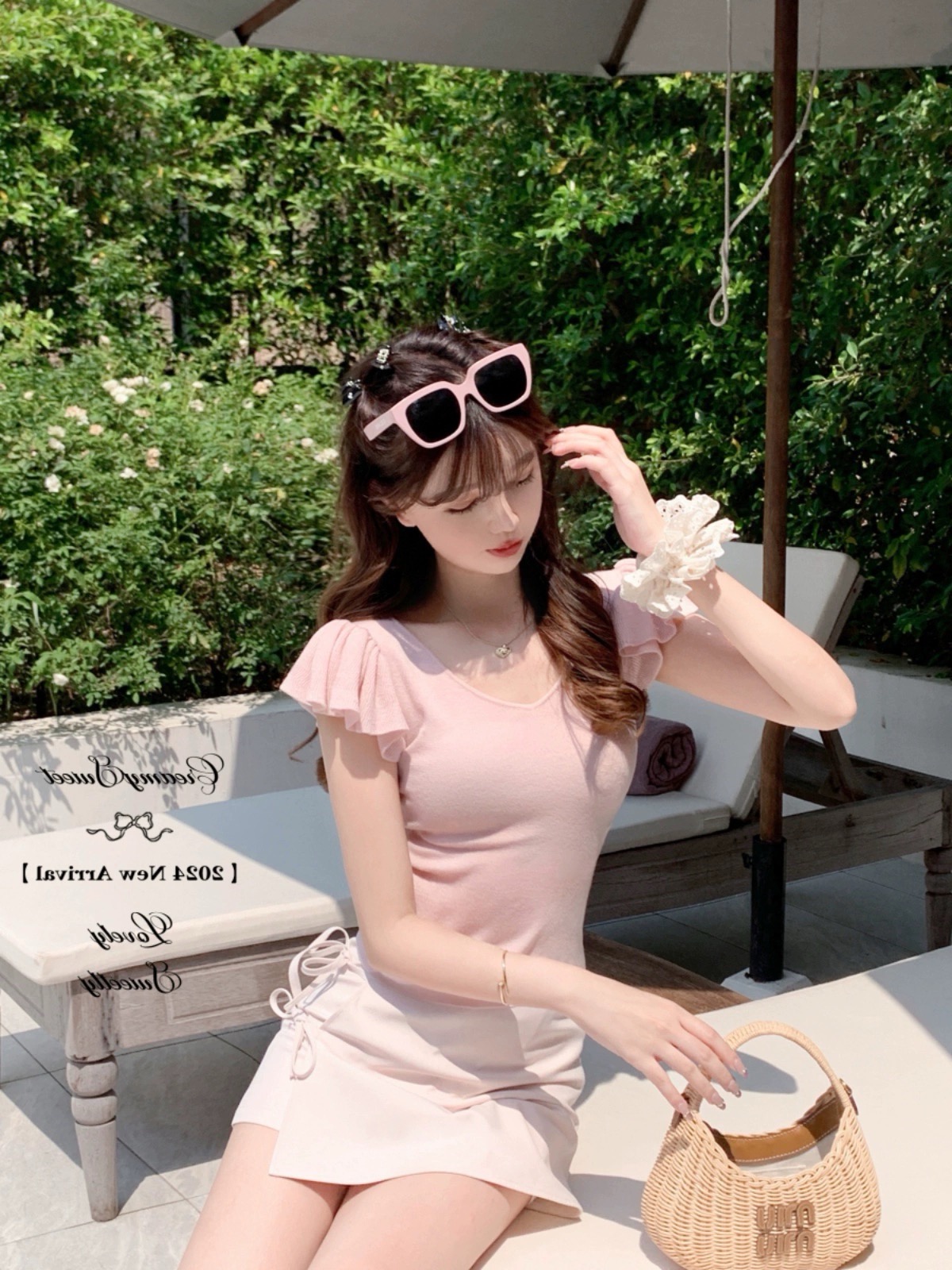 Small flying sleeve thin short-sleeved sweater T-shirt for women in 2025 summer new slim fit versatile V-neck base top