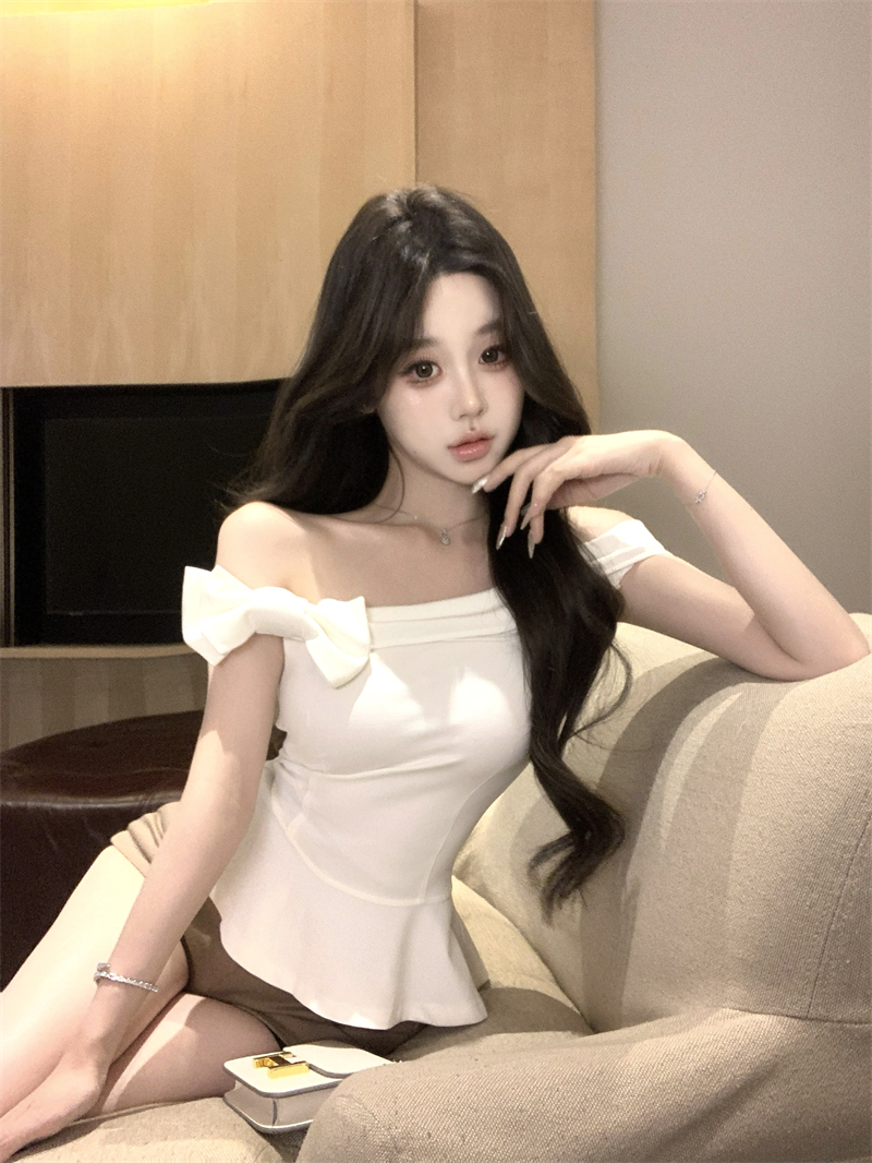 Real shot~ Hand sewn three-dimensional bow one-shoulder top for women's early spring new style