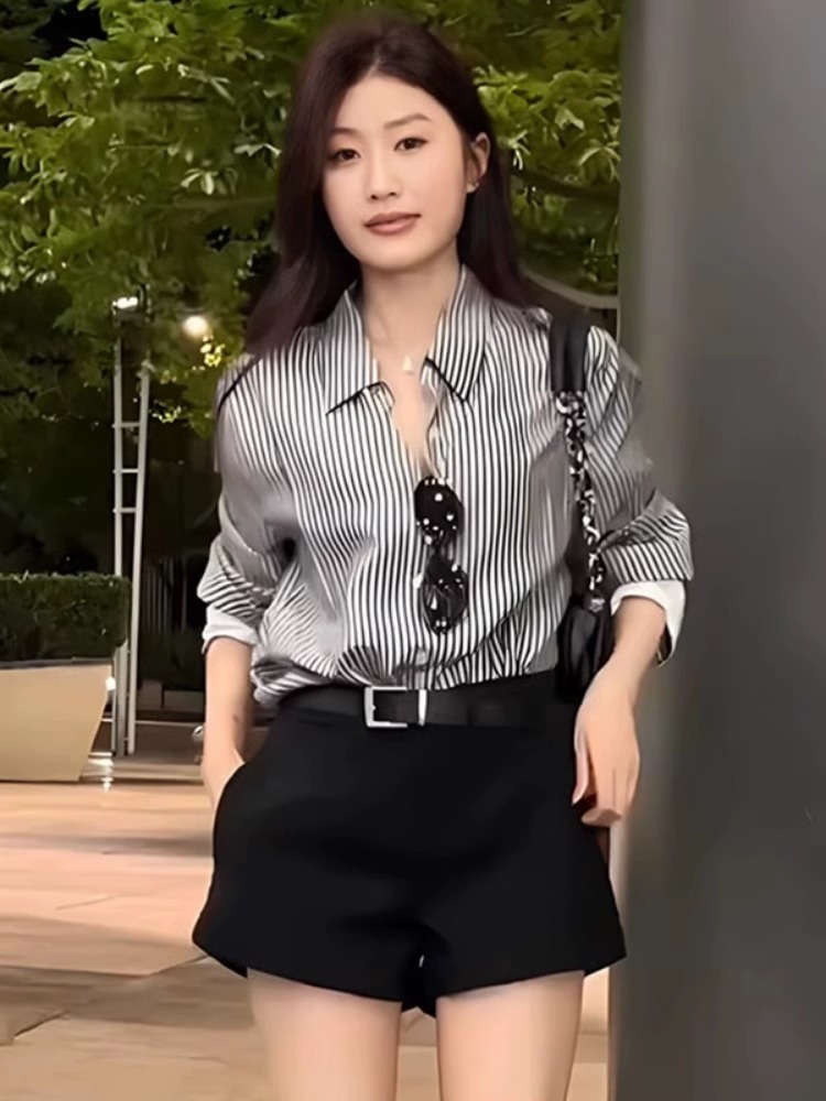 Cotton 70 brocade 27 spandex 3 early spring layered striped shirt light luxury shirt design sense high-end vest top