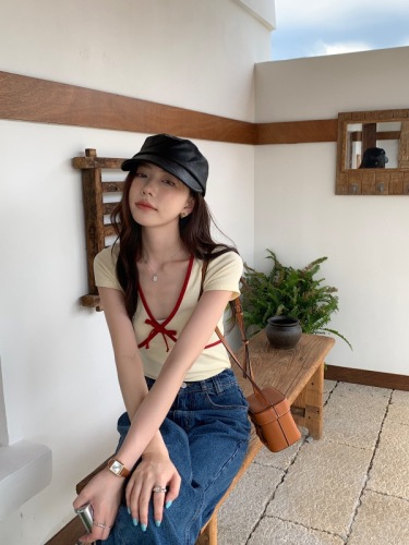 Real shot French color-blocking knitted top high elastic base shirt