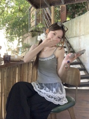 Real photos of pure desire style lace splicing inner white suspender vest age-reducing slim fit and slim bottom shirt top