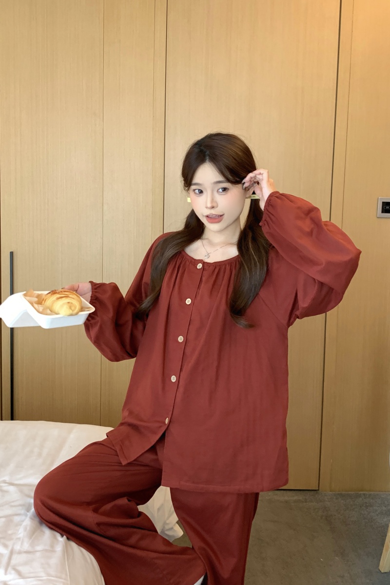 Real shot Korean version simple, comfortable, lucky red lazy four-season long-sleeved outdoor long-sleeved home clothing set
