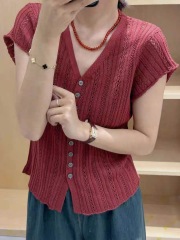 Summer women's 2025 new style, sweet age-reducing solid color wool sweater cardigan short-sleeved V-neck top