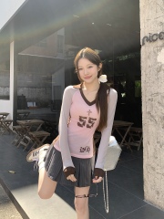 Real shot of 2025 spring new retro sweet and spicy print with slightly transparent V-neck slim long-sleeved T-shirt for women