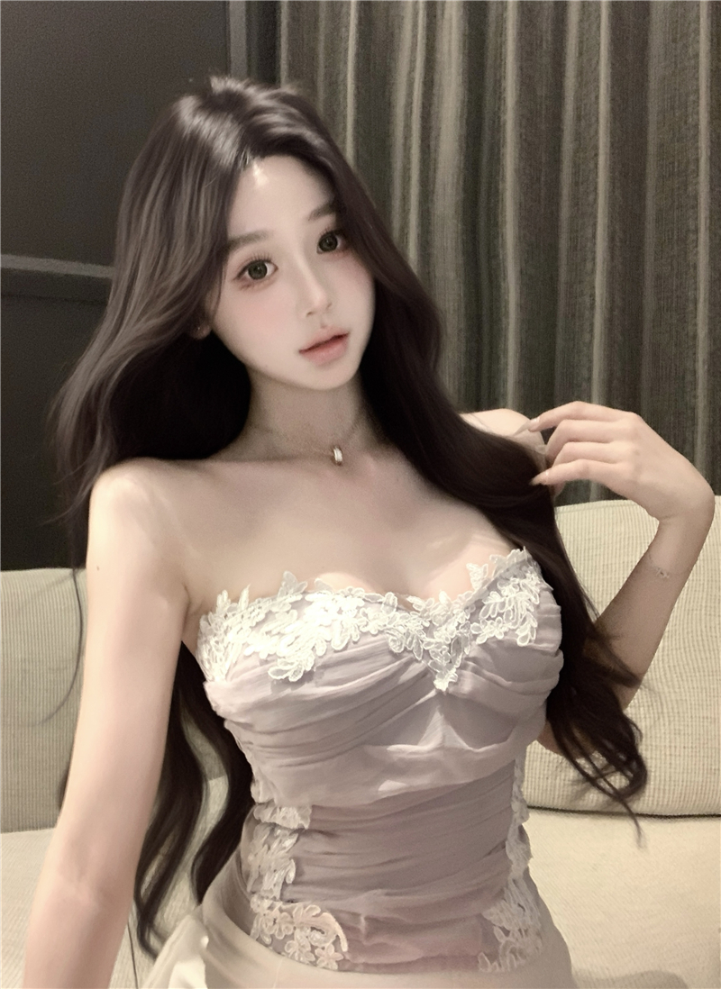Real-life tube top vest for women with inner wear 2025 new summer sleeveless outer wear hot girl sexy