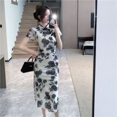 Stylish, modernized Chinese-style cheongsam with a youthful design—slim-fit, figure-flattering, high-end, and elegant—featuring a sexy, over-the-knee slit. Perfect for summer, this mid-length dress is both chic and versatile.