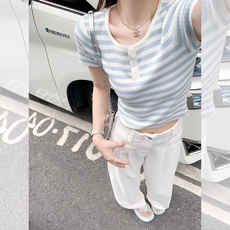 Blue tone chic striped short top for women in summer new small and versatile front shoulder short sleeve T