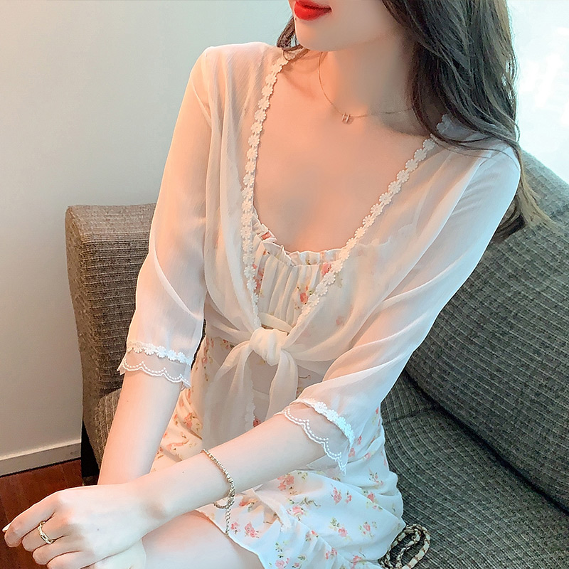 Shipped small shawl jacket for women 2025 spring and summer new versatile chiffon sun protection ultra-thin short outerwear cardigan