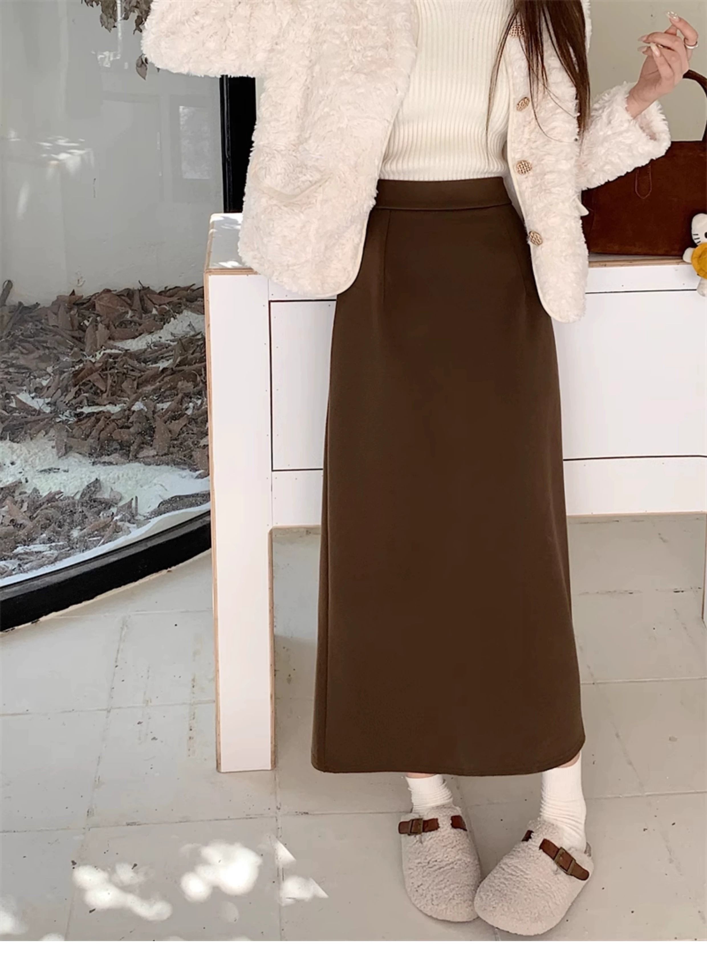 High-quality fabric autumn and winter wool blend high-waisted pencil skirt for women, versatile, back slit, figure-flattering A-line medium-length dress