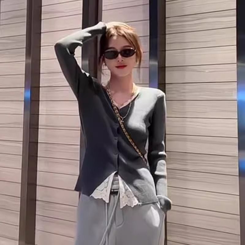 原版做工假兩件蕾絲拼接女長袖2025春季新款法式高級感修身上衣