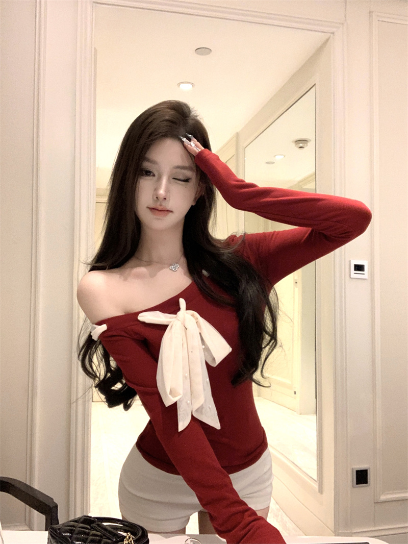 Real shot of Korean bow tie off shoulder white and slim top