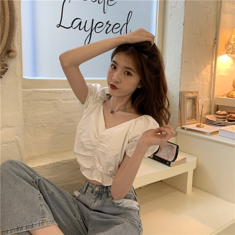 Real shot French scheming design puff sleeve short retro V-neck shirt