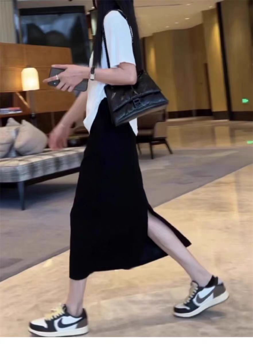Fat mm black loose skirt for women with large size high waist A-line draped slim mid-length straight skirt