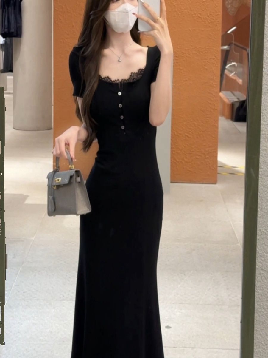 The sweet and spicy hip-packing long skirt for women in women's summer new slim square neck lace splicing beautiful temperament dress