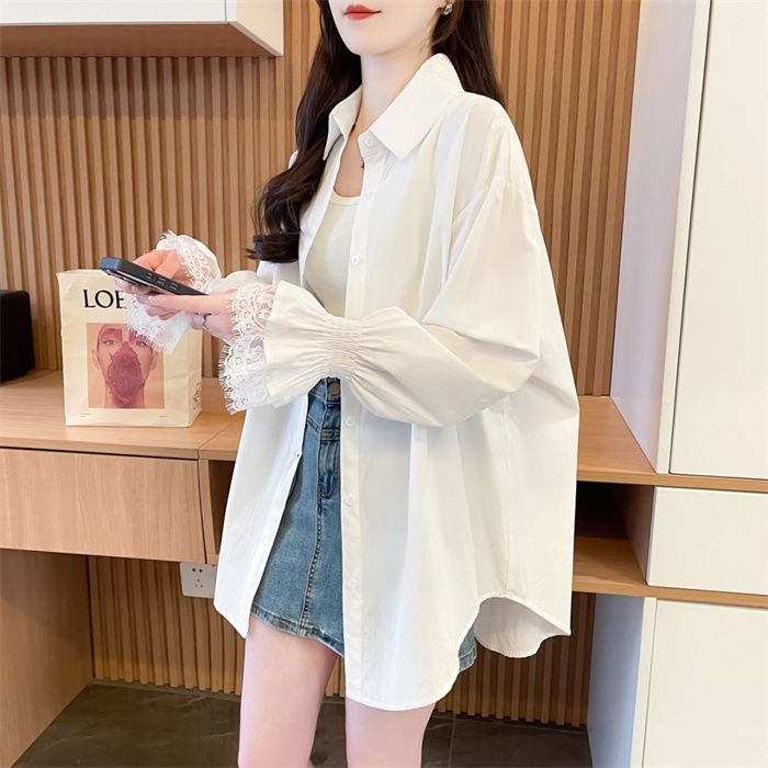 Real photo original style thin sunscreen flared sleeve shirt high-end design lace splicing top shirt shirt
