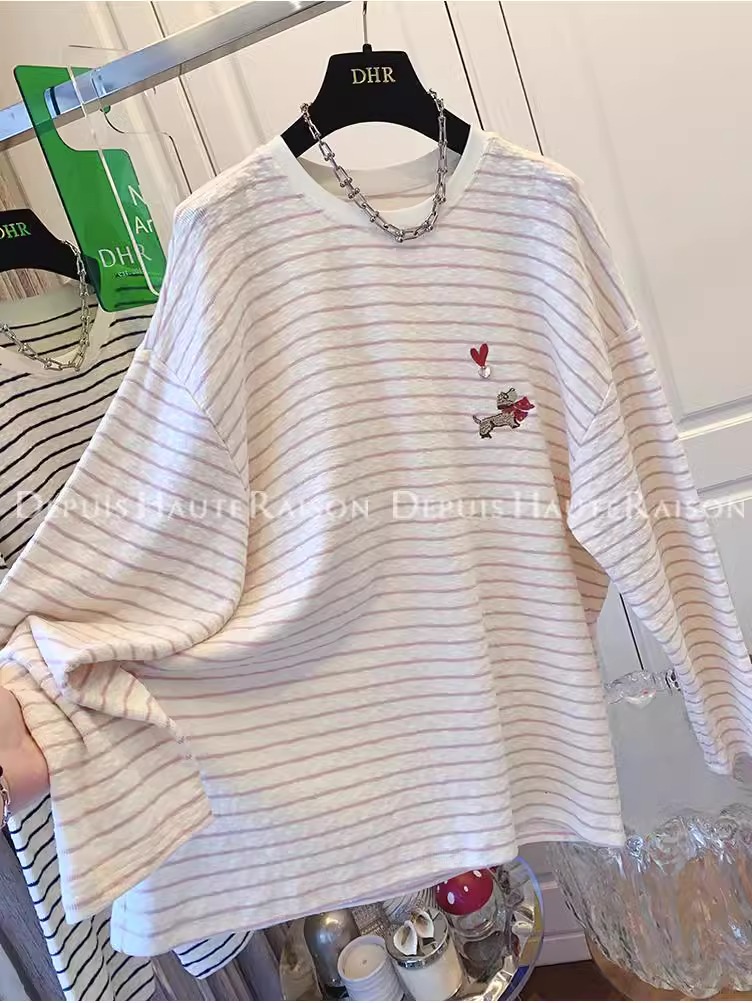 Embroidery + original fabric extra large size 240 catties contrasting color embroidery love puppy long-sleeved T-shirt for women