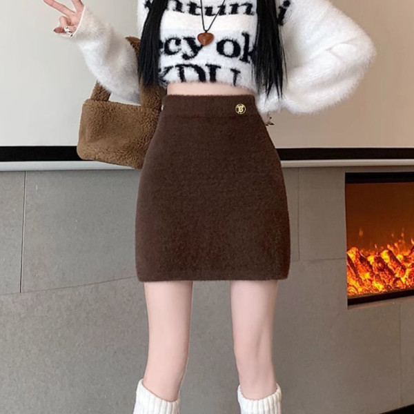 水貂絨毛絨半身裙女2025新款春夏小個子高腰a字半裙辣妹包臀短裙